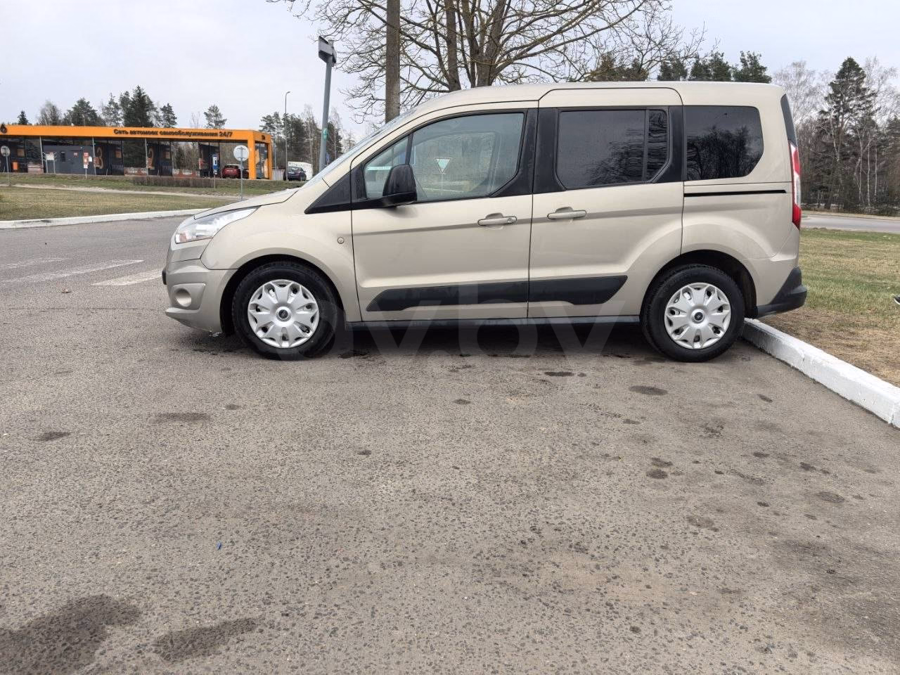 Ford Tourneo Connect фото 2