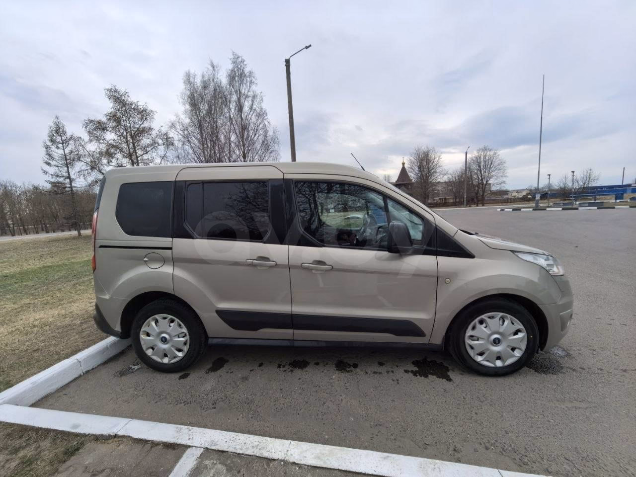 Ford Tourneo Connect фото 3