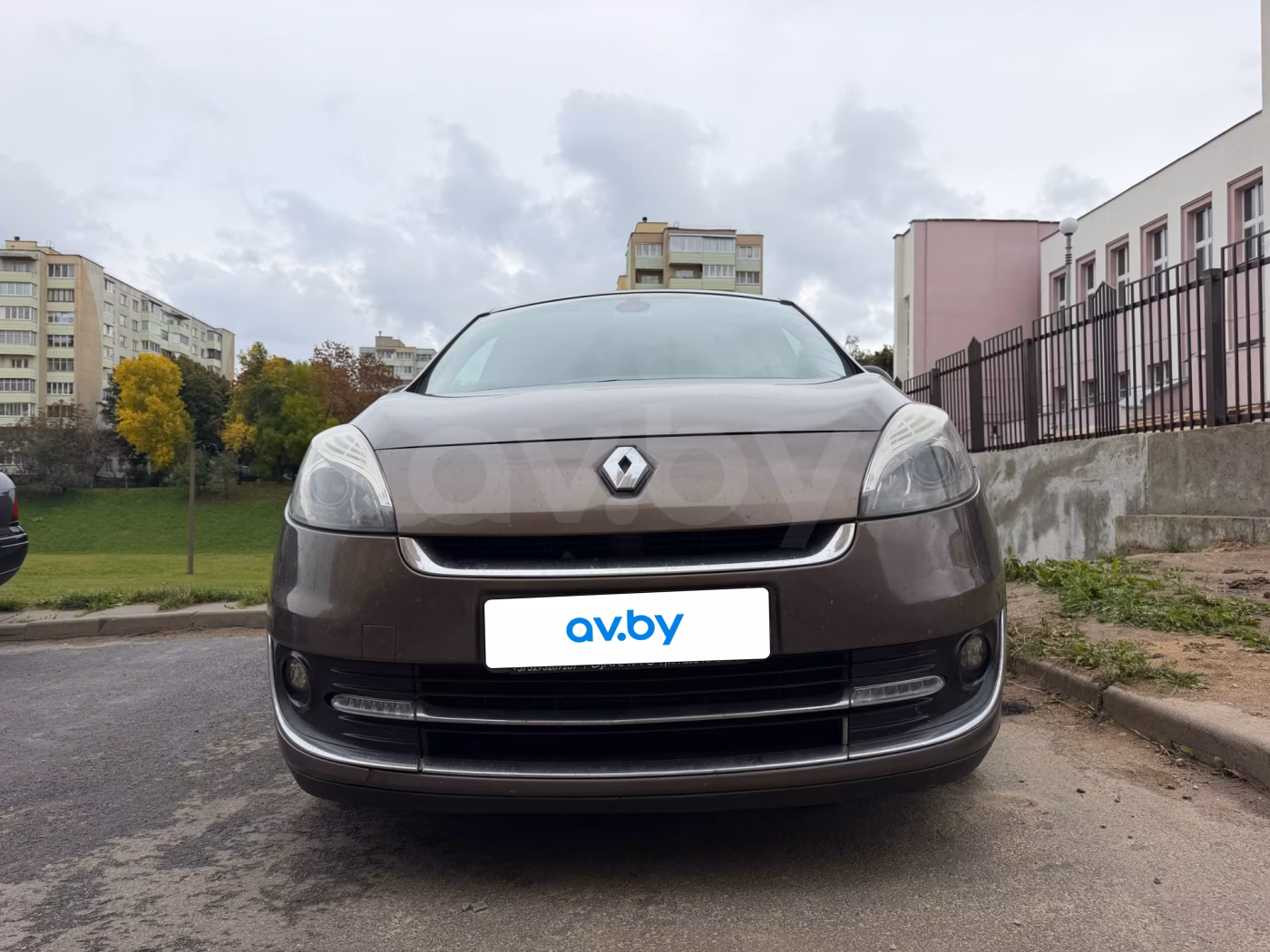 Renault Grand Scenic фото 3