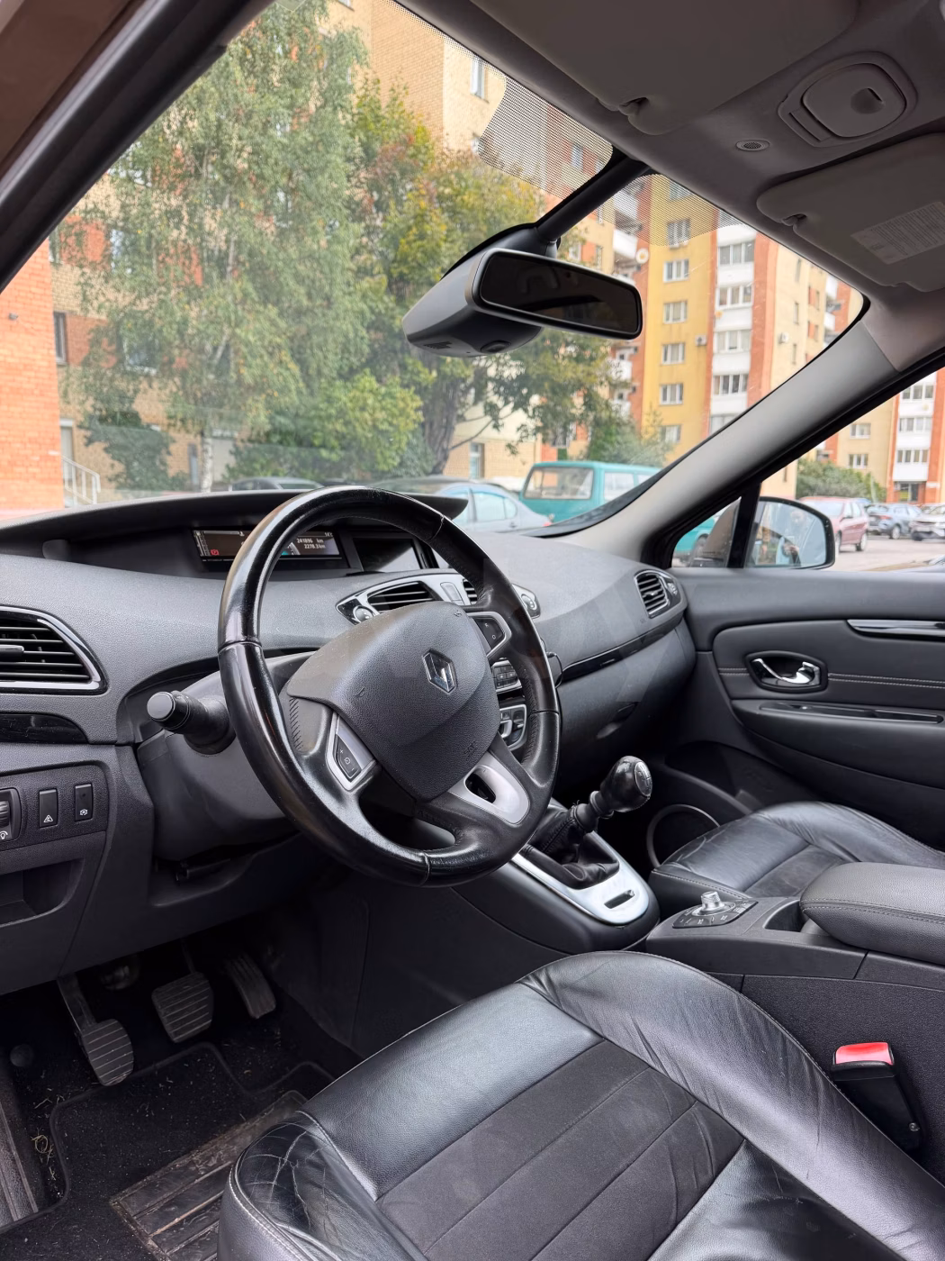 Renault Grand Scenic фото 5