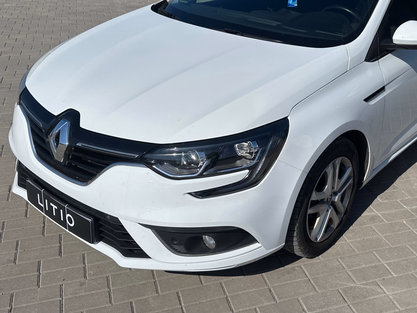 Renault Megane фото 2