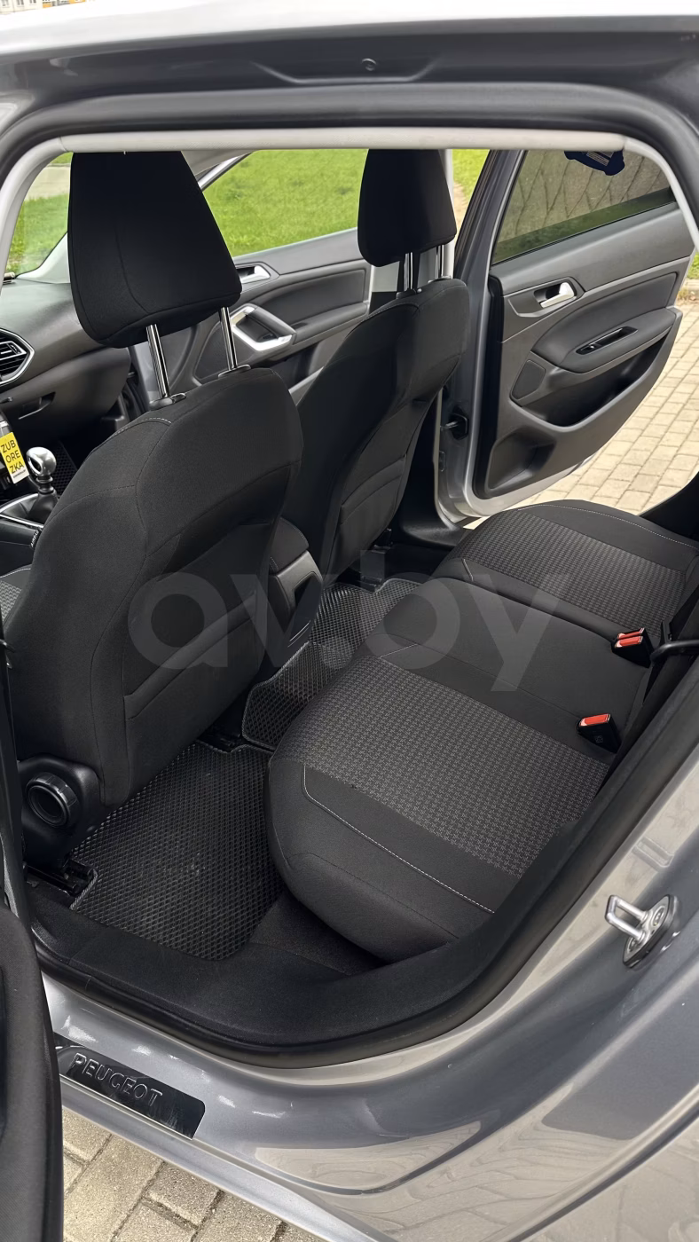 Peugeot 308 фото 6