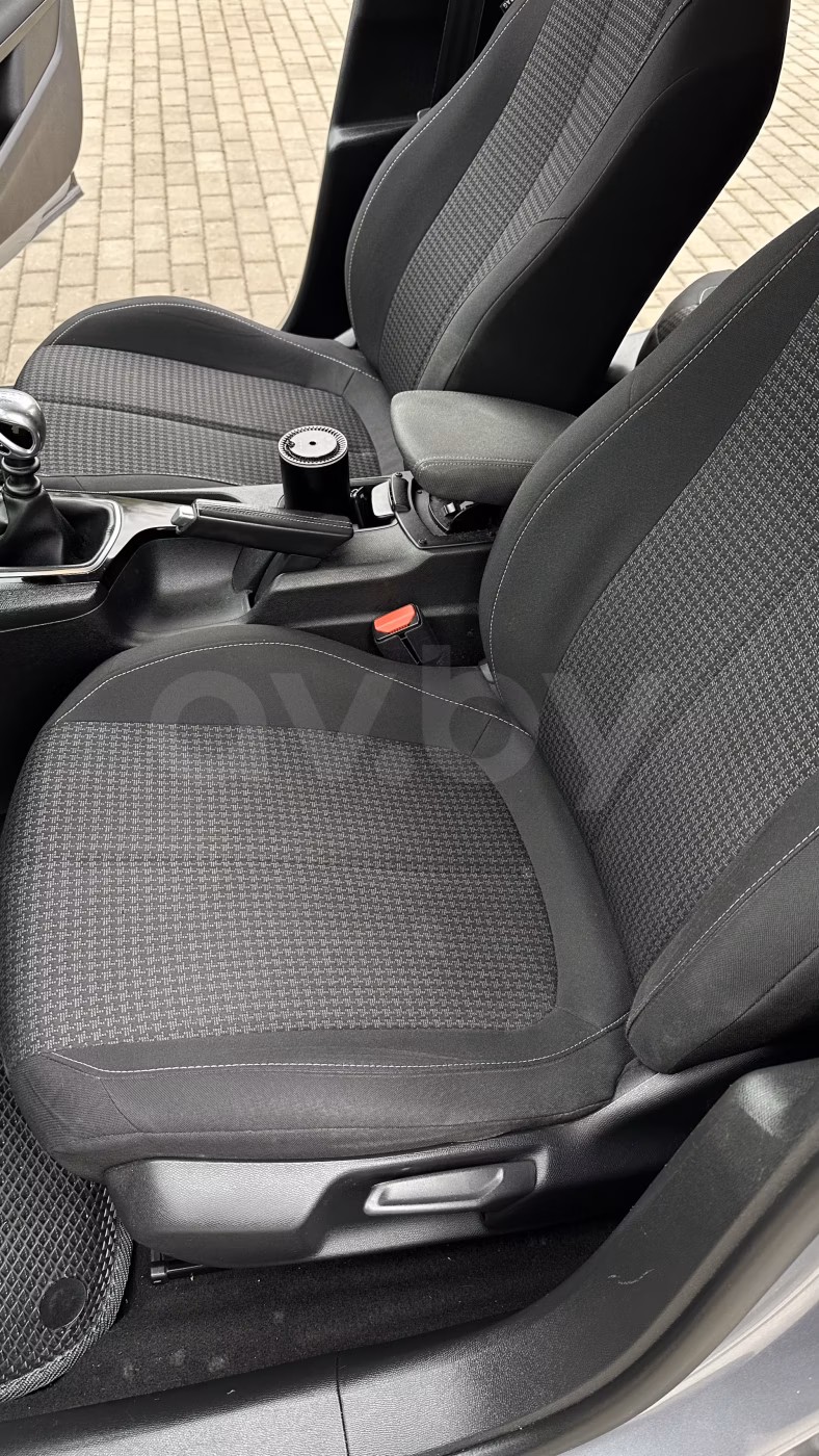 Peugeot 308 фото 8