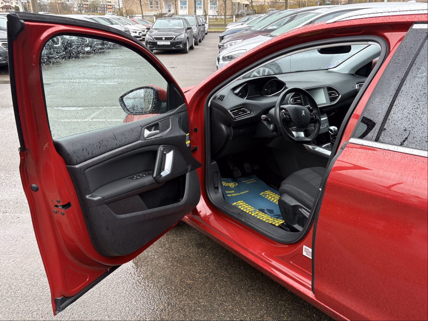 Peugeot 308 фото 6