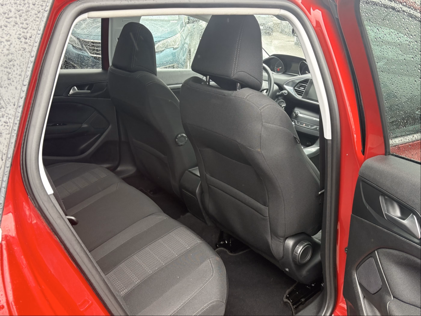 Peugeot 308 фото 13