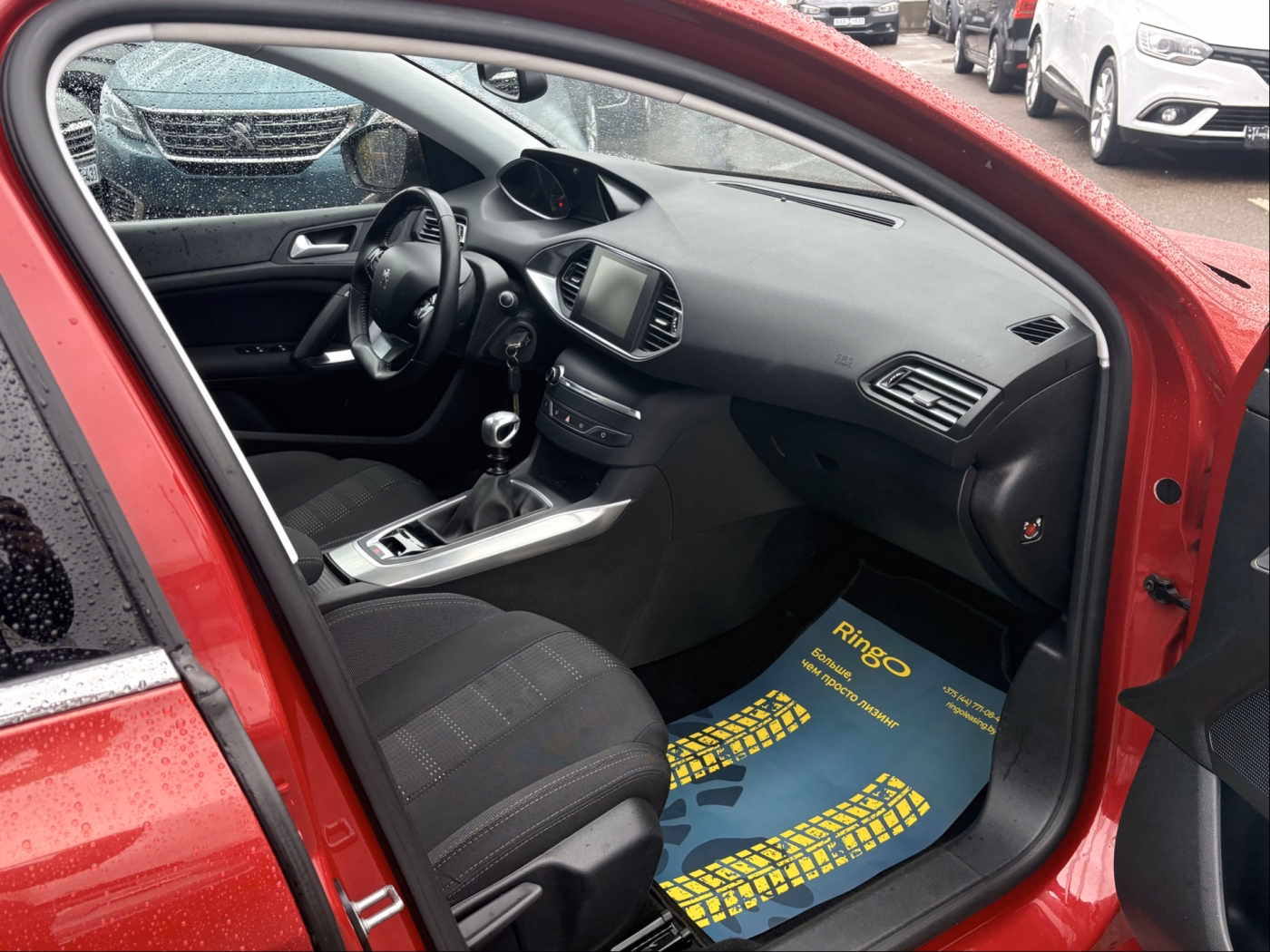 Peugeot 308 фото 15