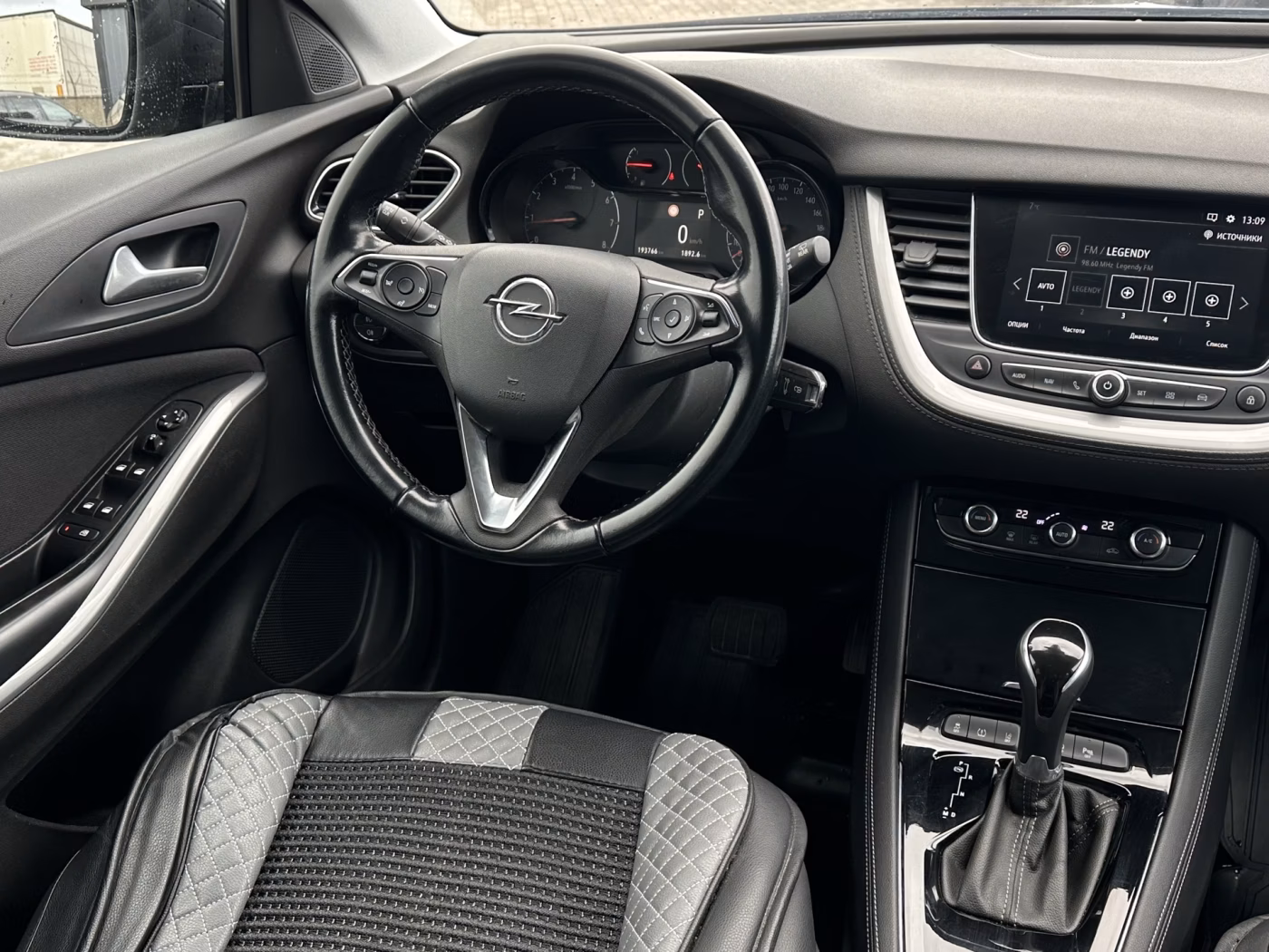 Opel Grandland X фото 14