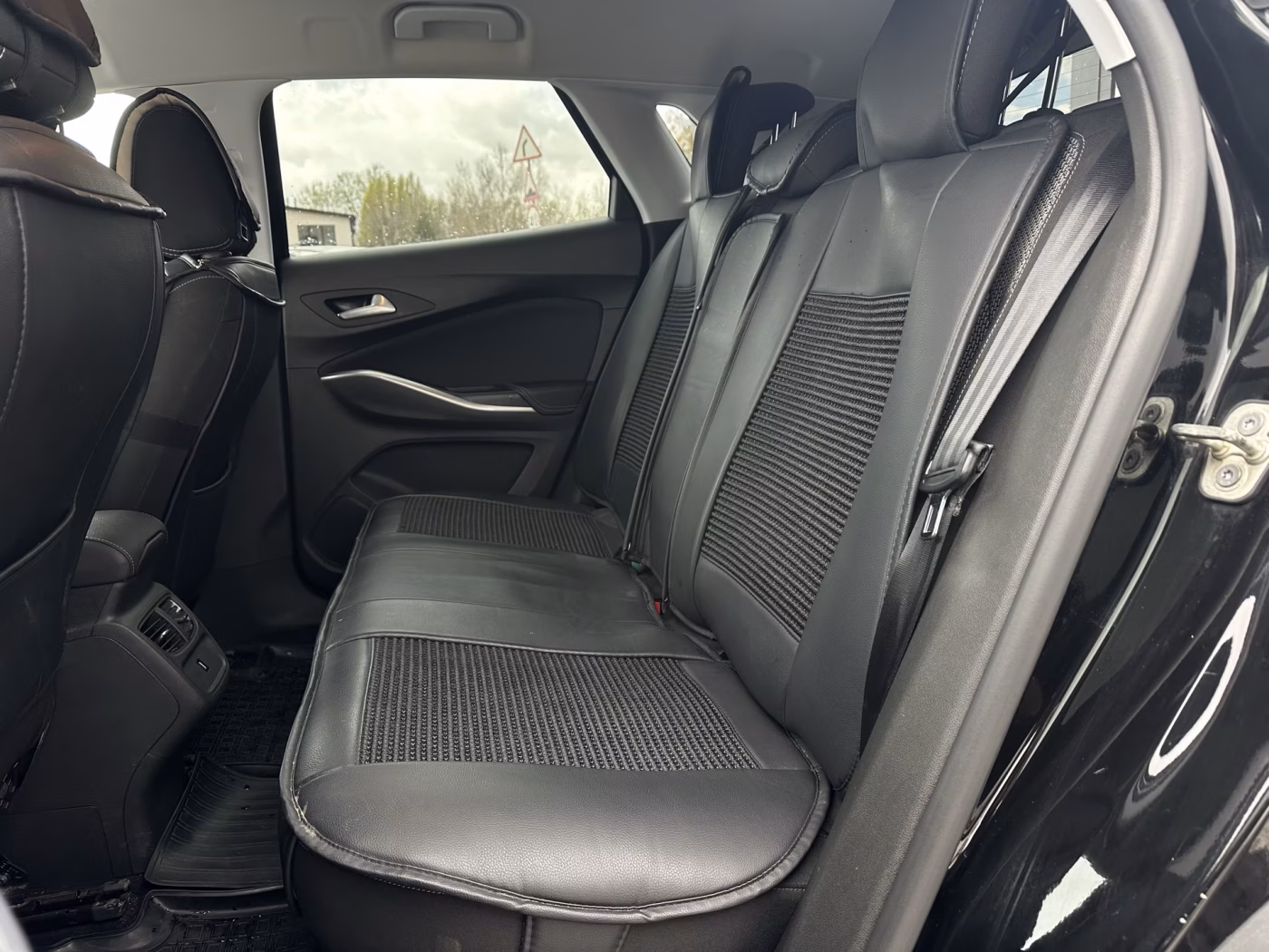 Opel Grandland X фото 19