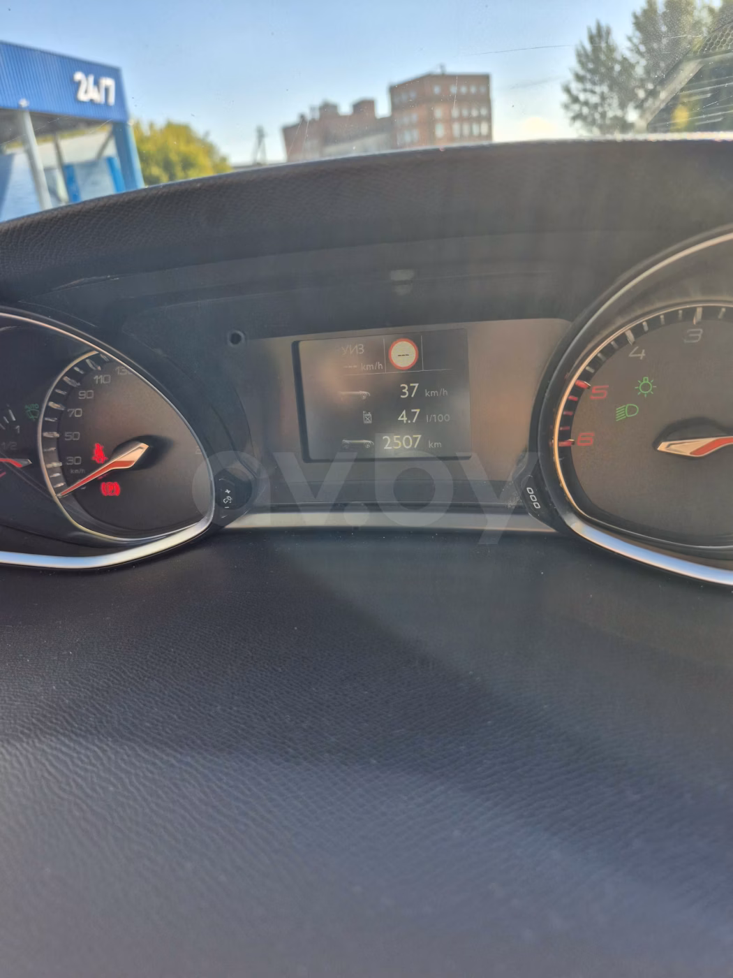 Peugeot 308 фото 6
