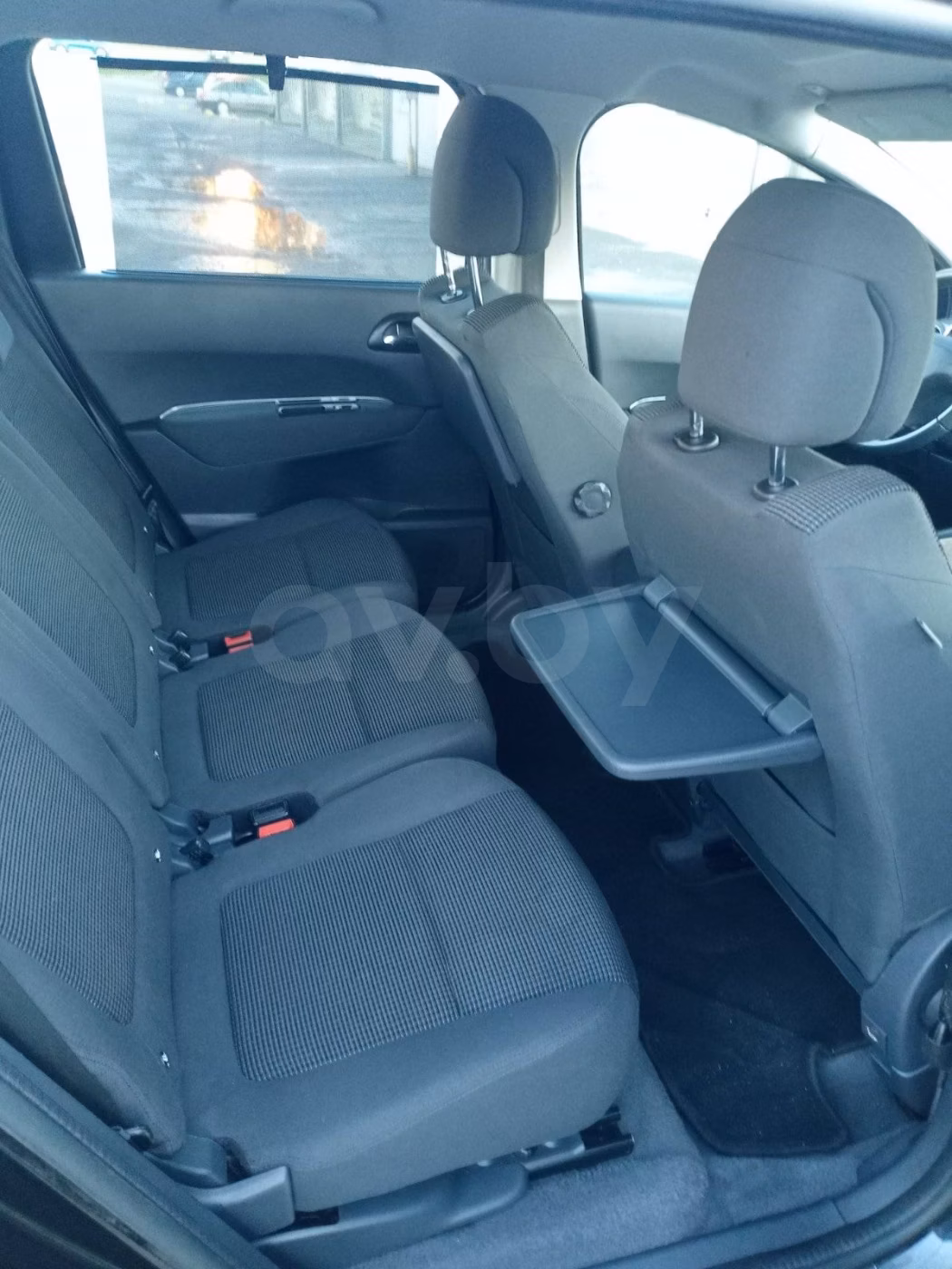 Peugeot 5008 фото 7