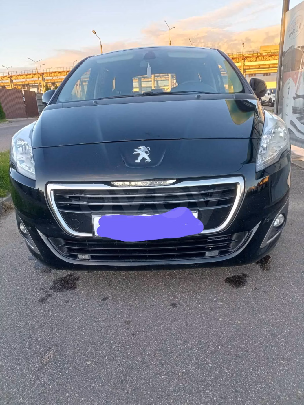 Peugeot 5008 фото 16