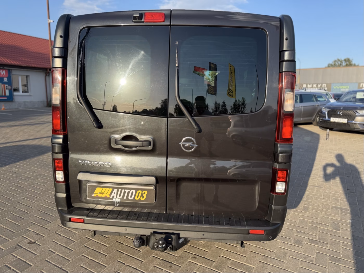 Opel Vivaro фото 10