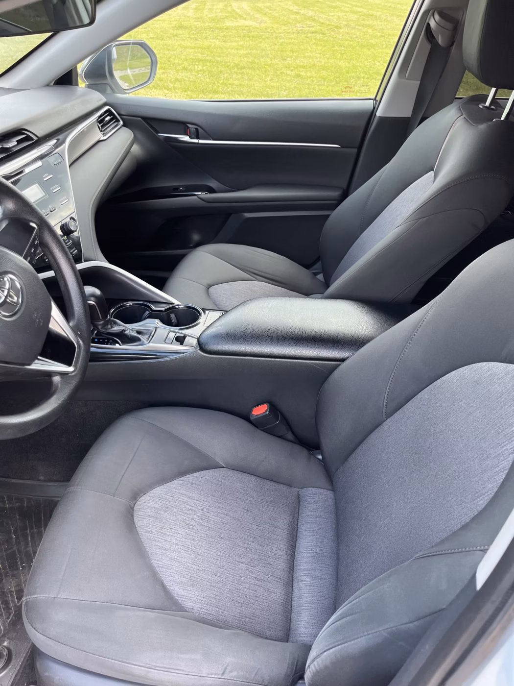 Toyota Camry фото 8