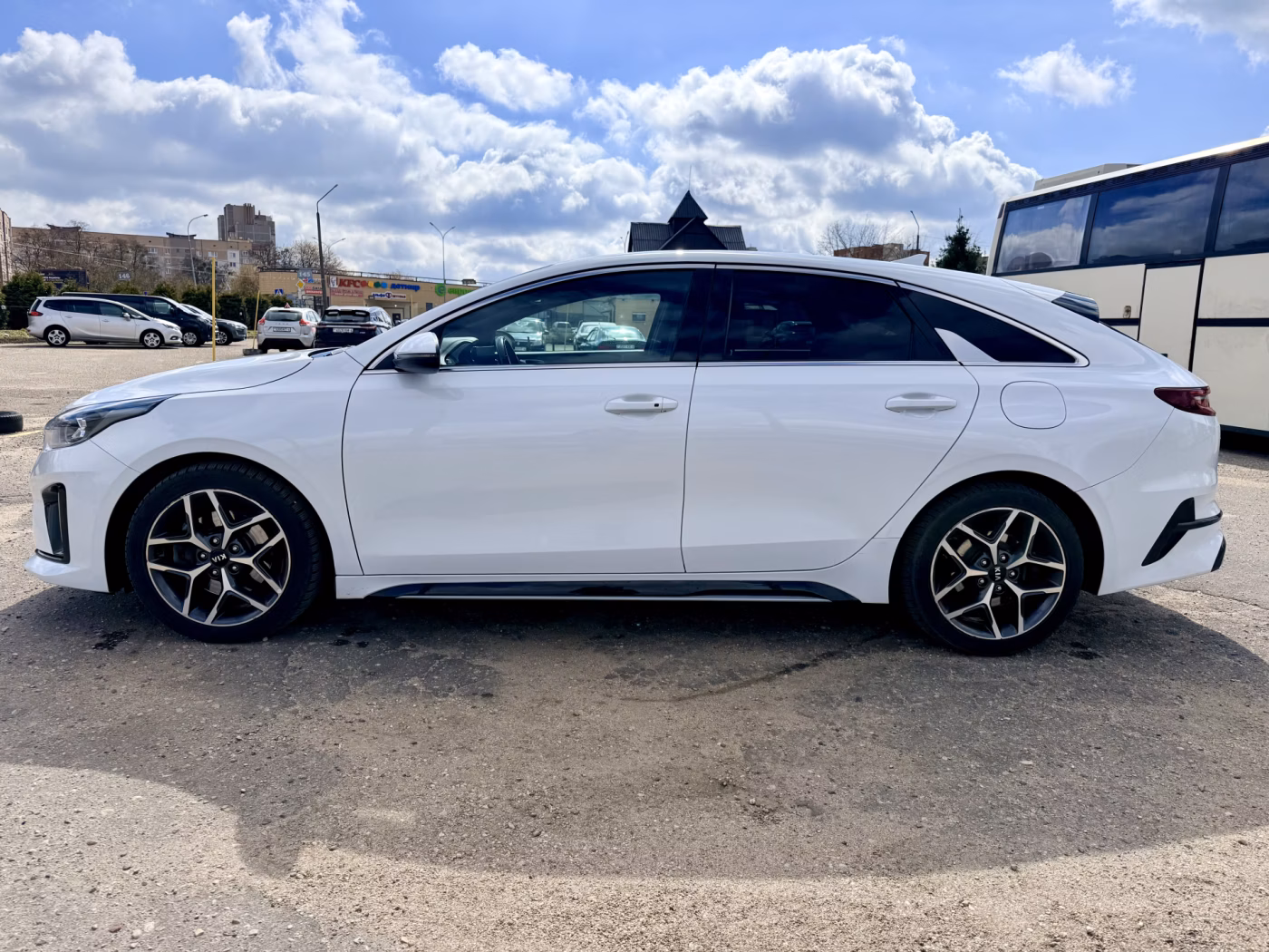 Kia ProCeed фото 6