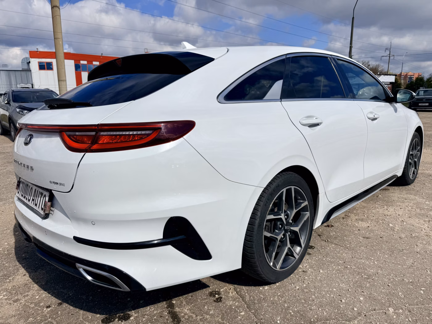 Kia ProCeed фото 7