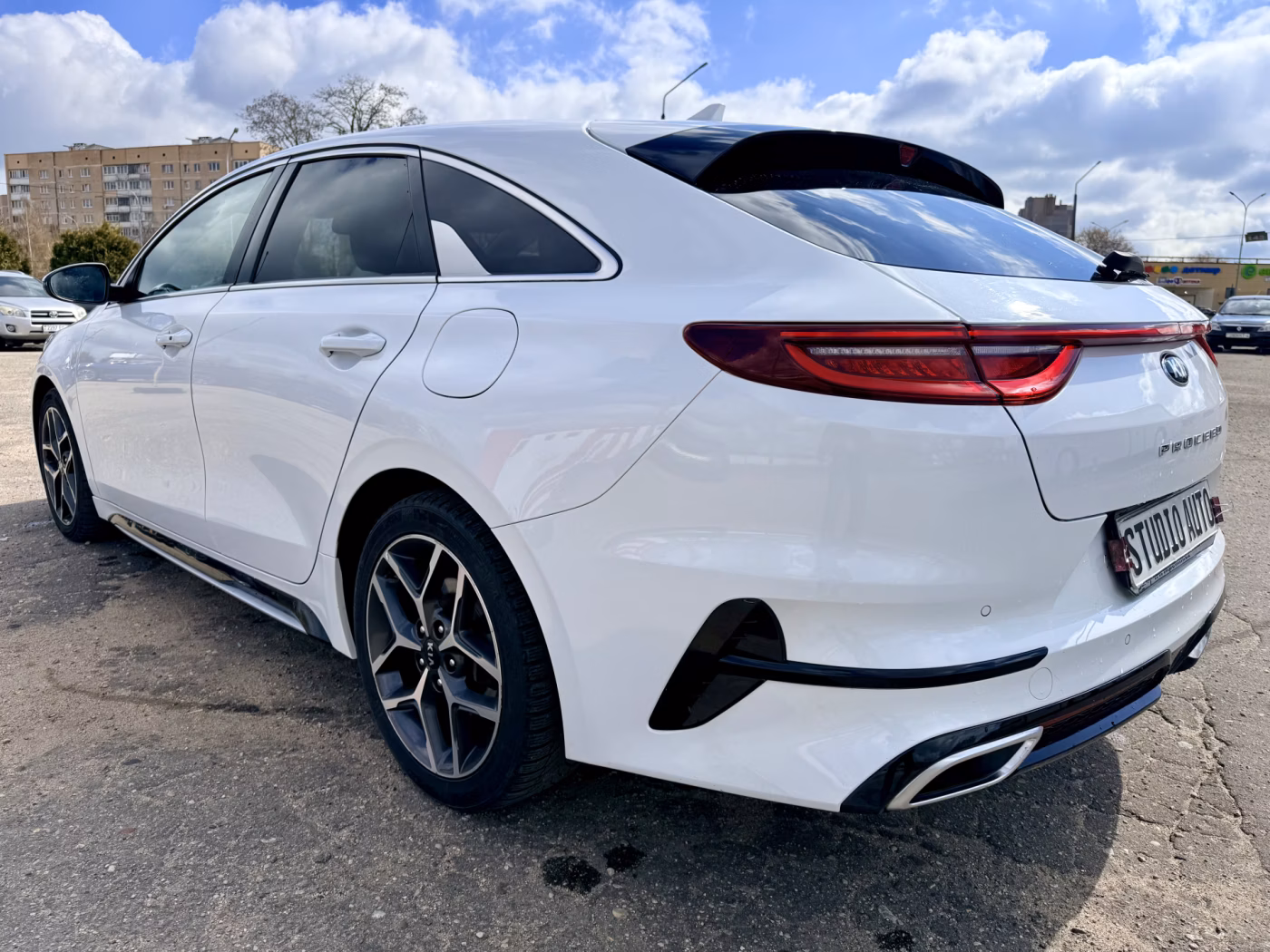 Kia ProCeed фото 9