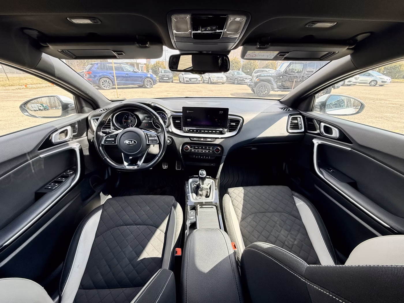 Kia ProCeed фото 14