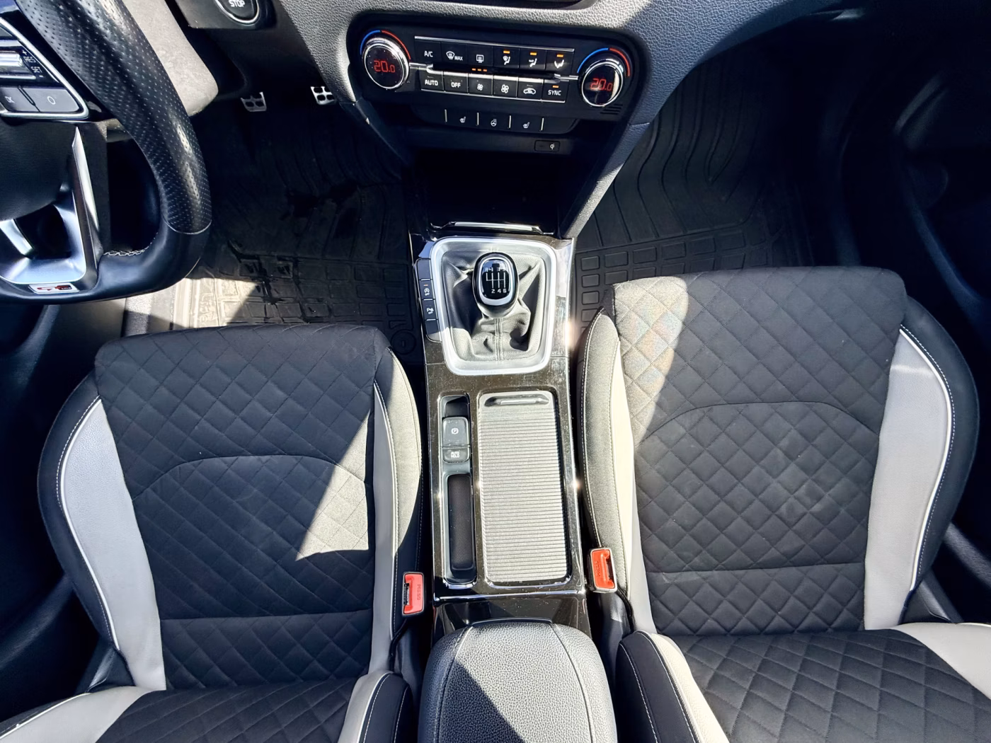 Kia ProCeed фото 15