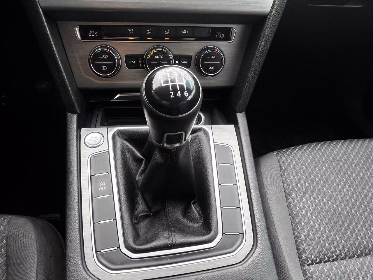 Volkswagen Passat фото 15