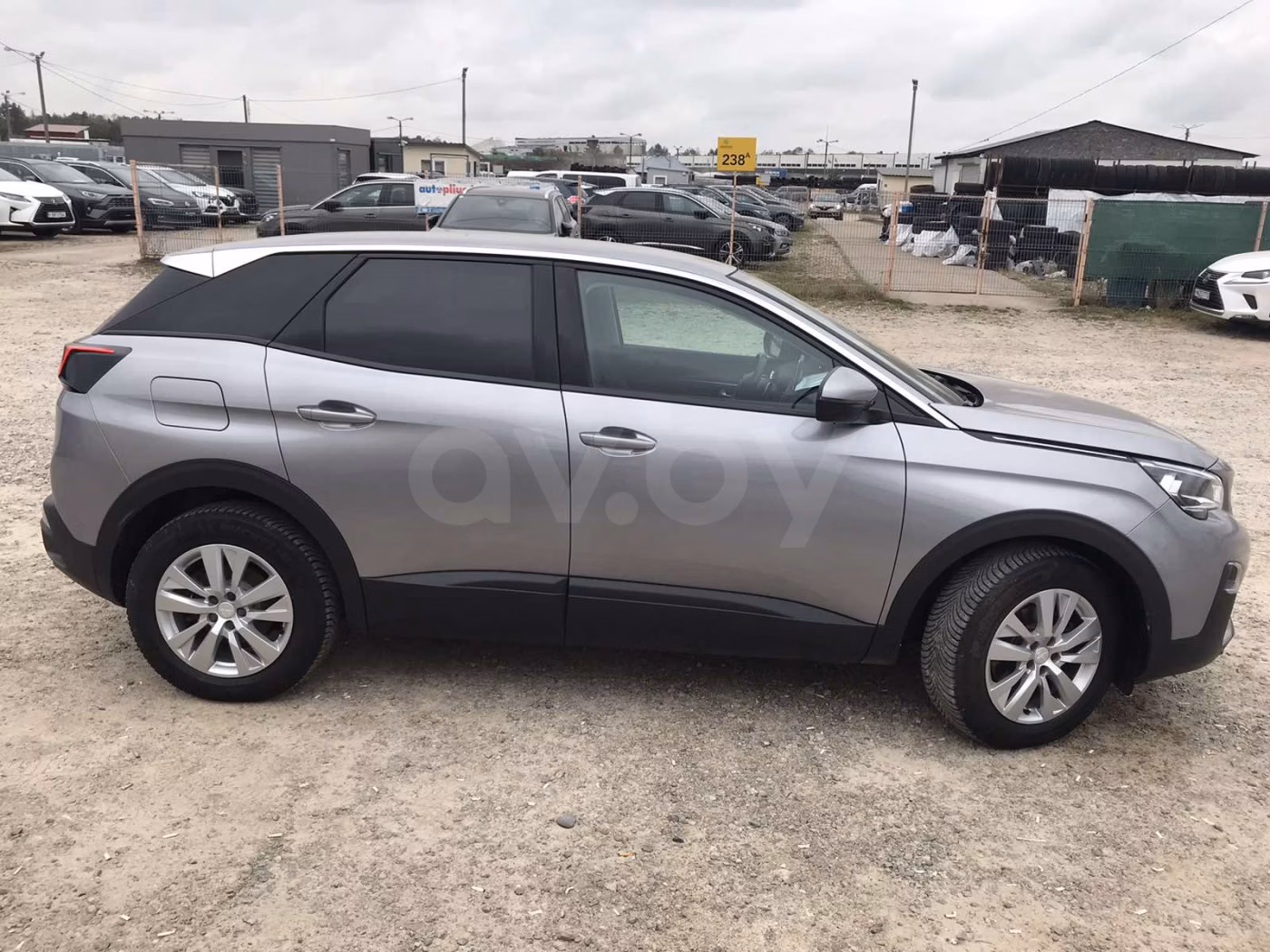 Peugeot 3008 фото 2