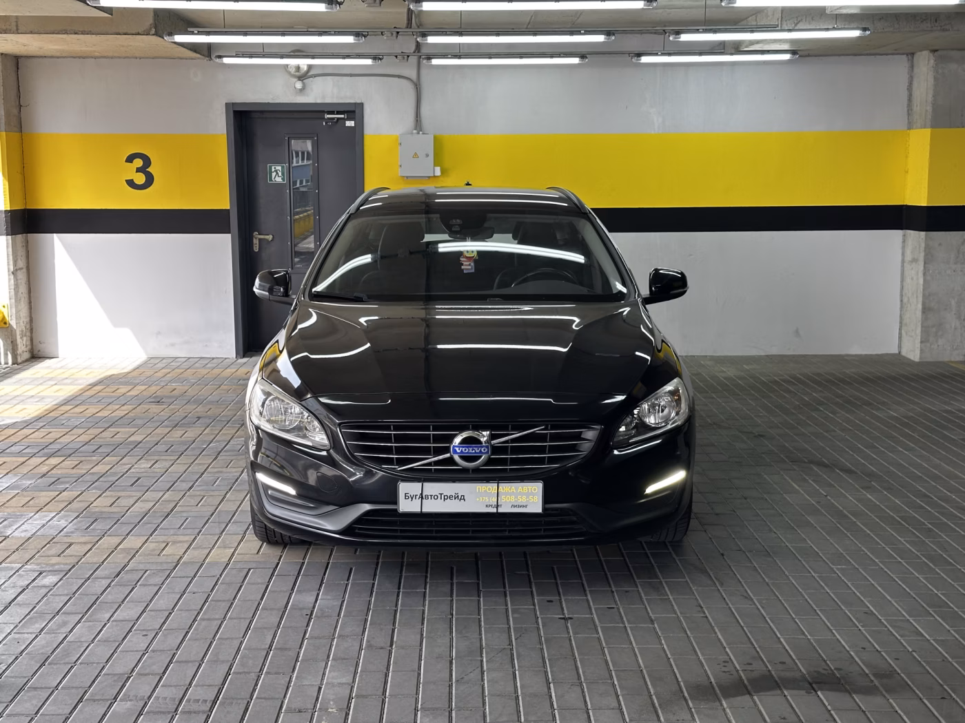 Volvo V60 фото 2