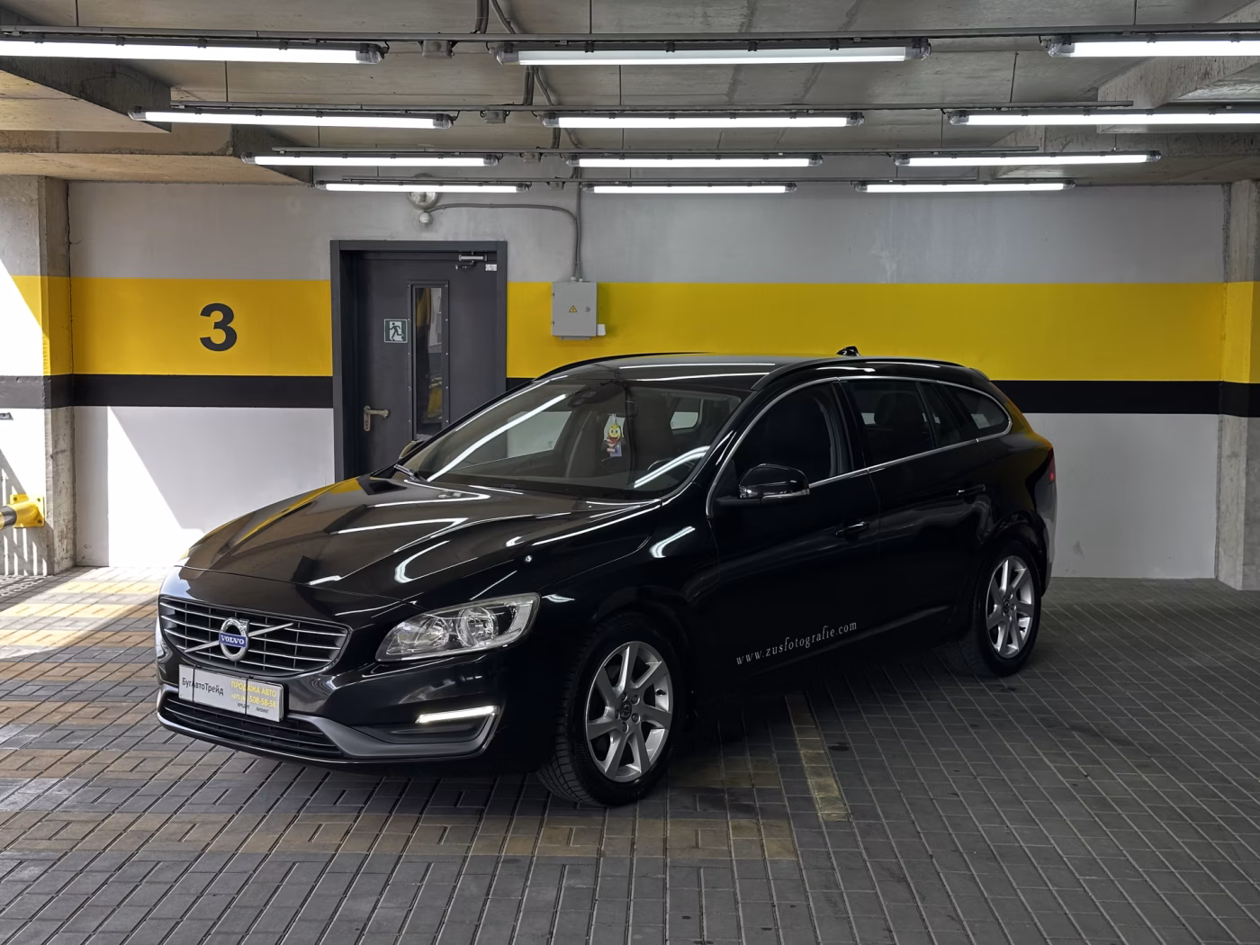 Volvo V60 фото 3