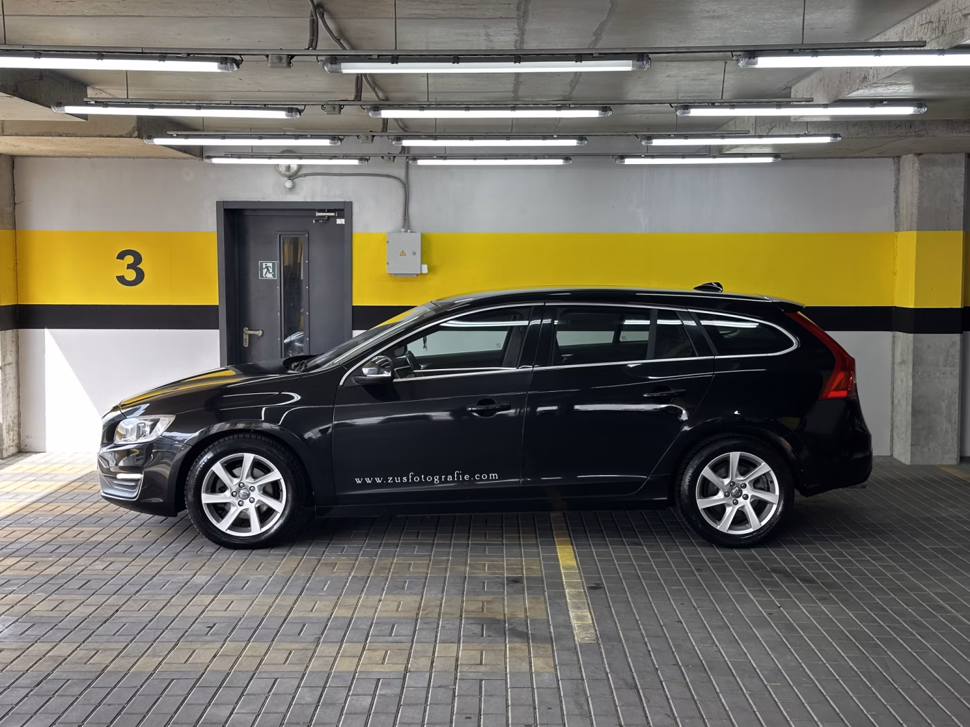 Volvo V60 фото 4
