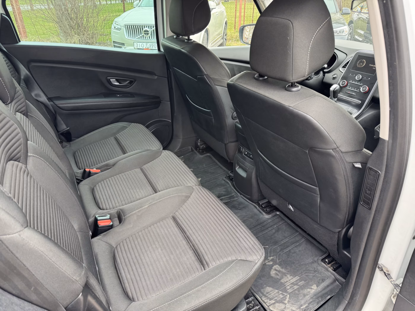 Renault Grand Scenic фото 12