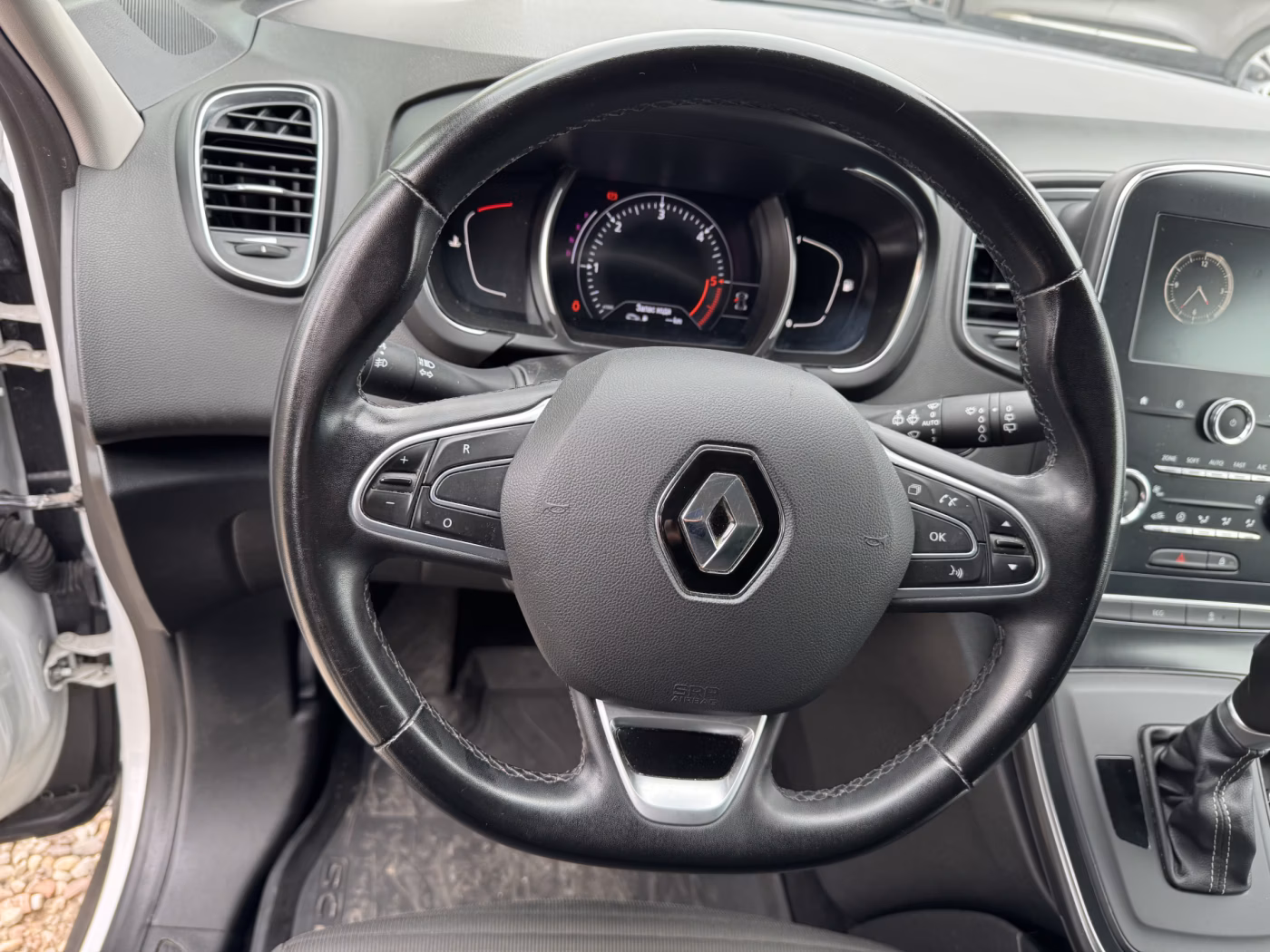 Renault Grand Scenic фото 18