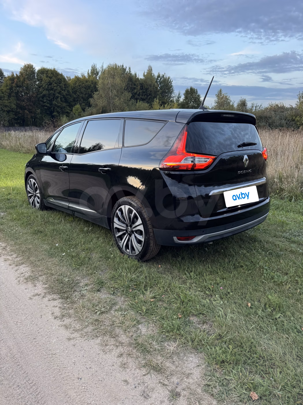 Renault Grand Scenic фото 3