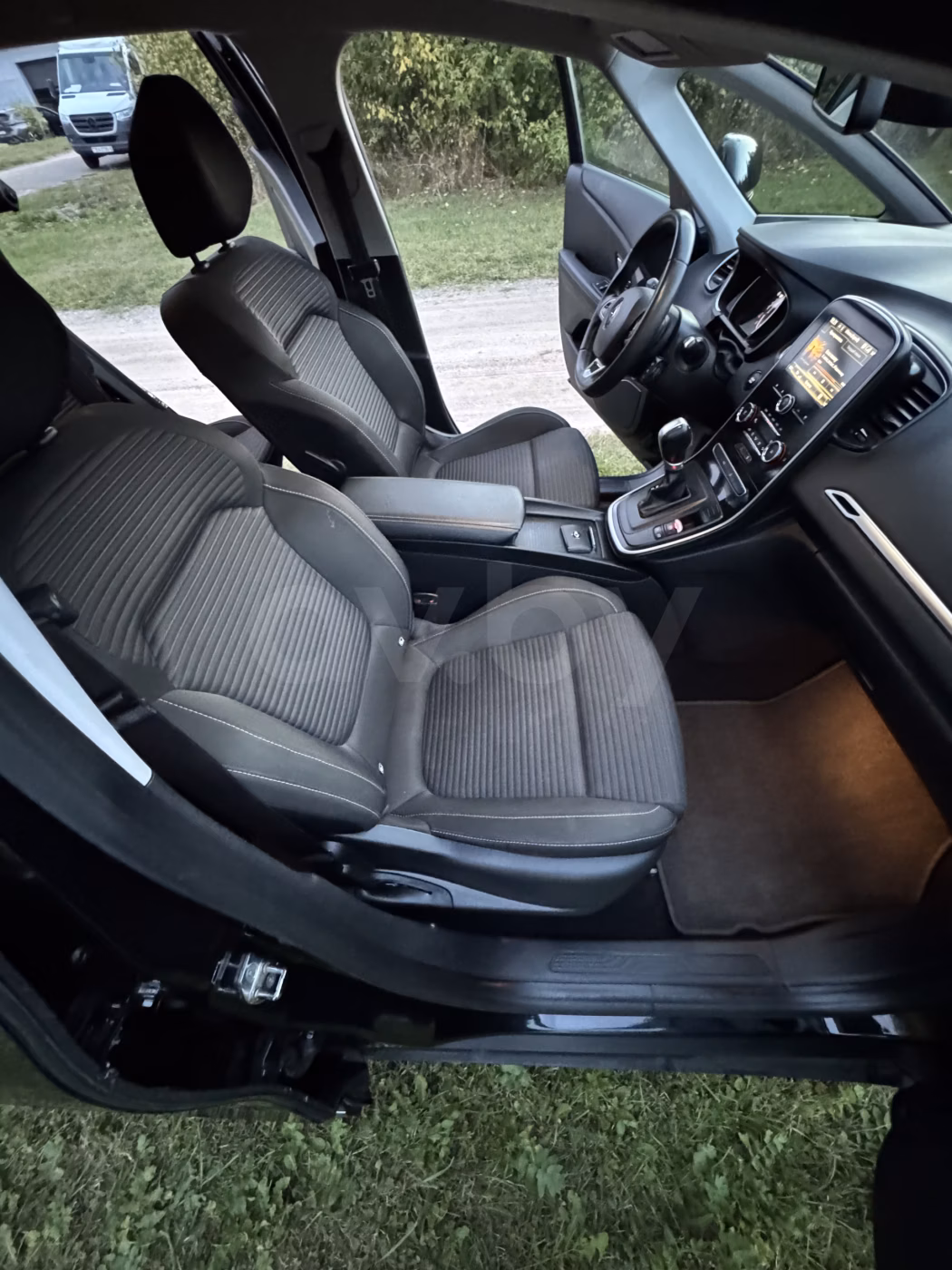 Renault Grand Scenic фото 15