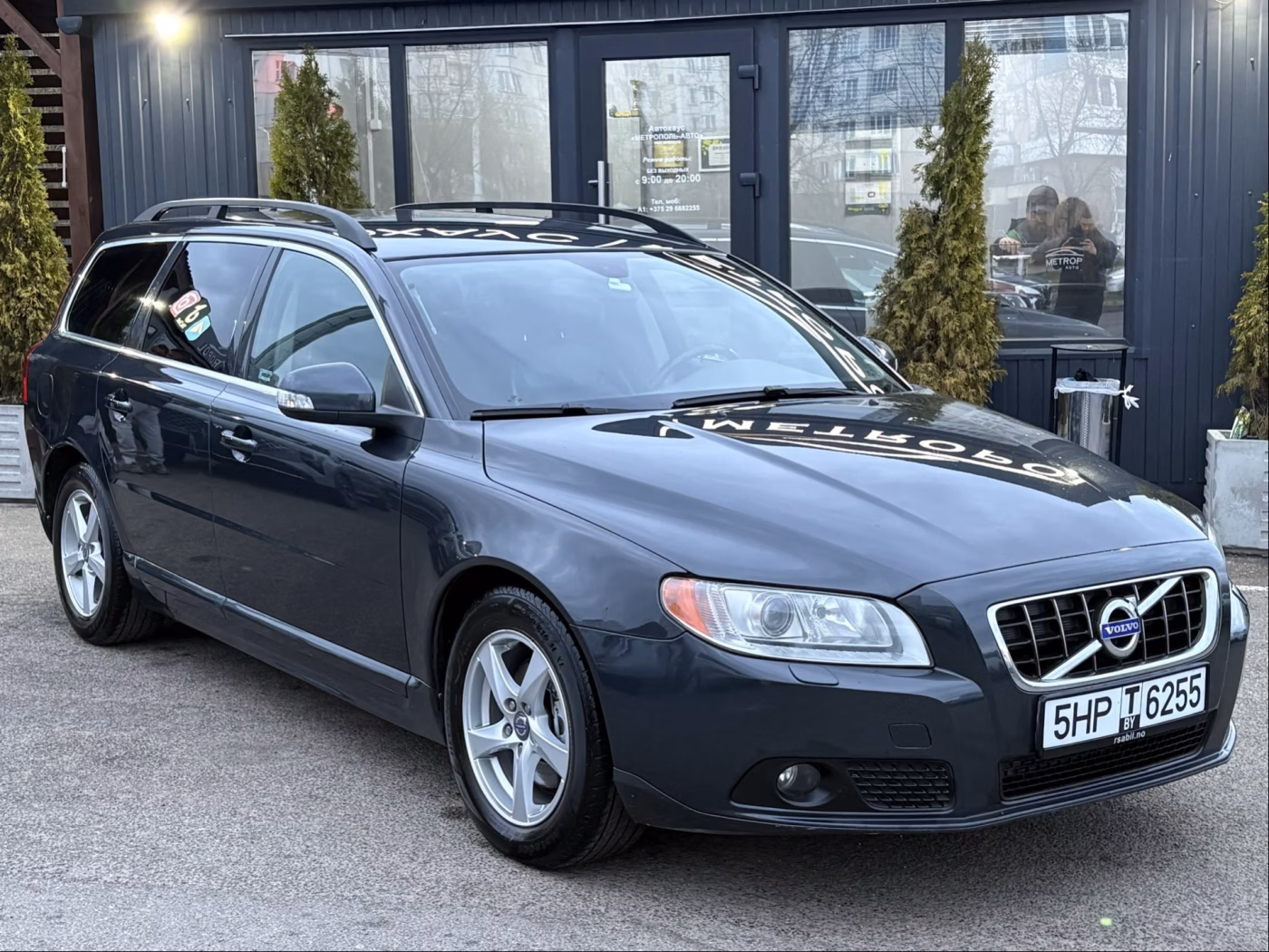 Volvo V70 фото 2