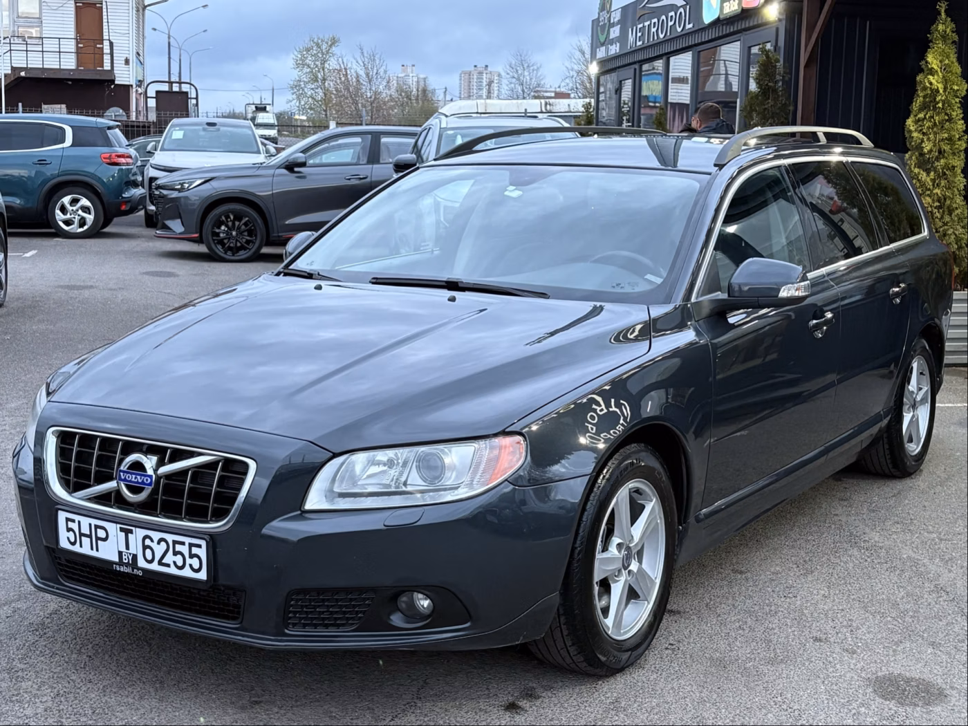 Volvo V70 фото 3