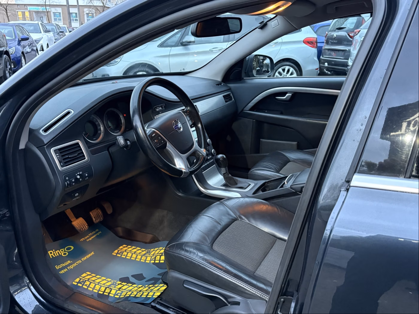 Volvo V70 фото 7