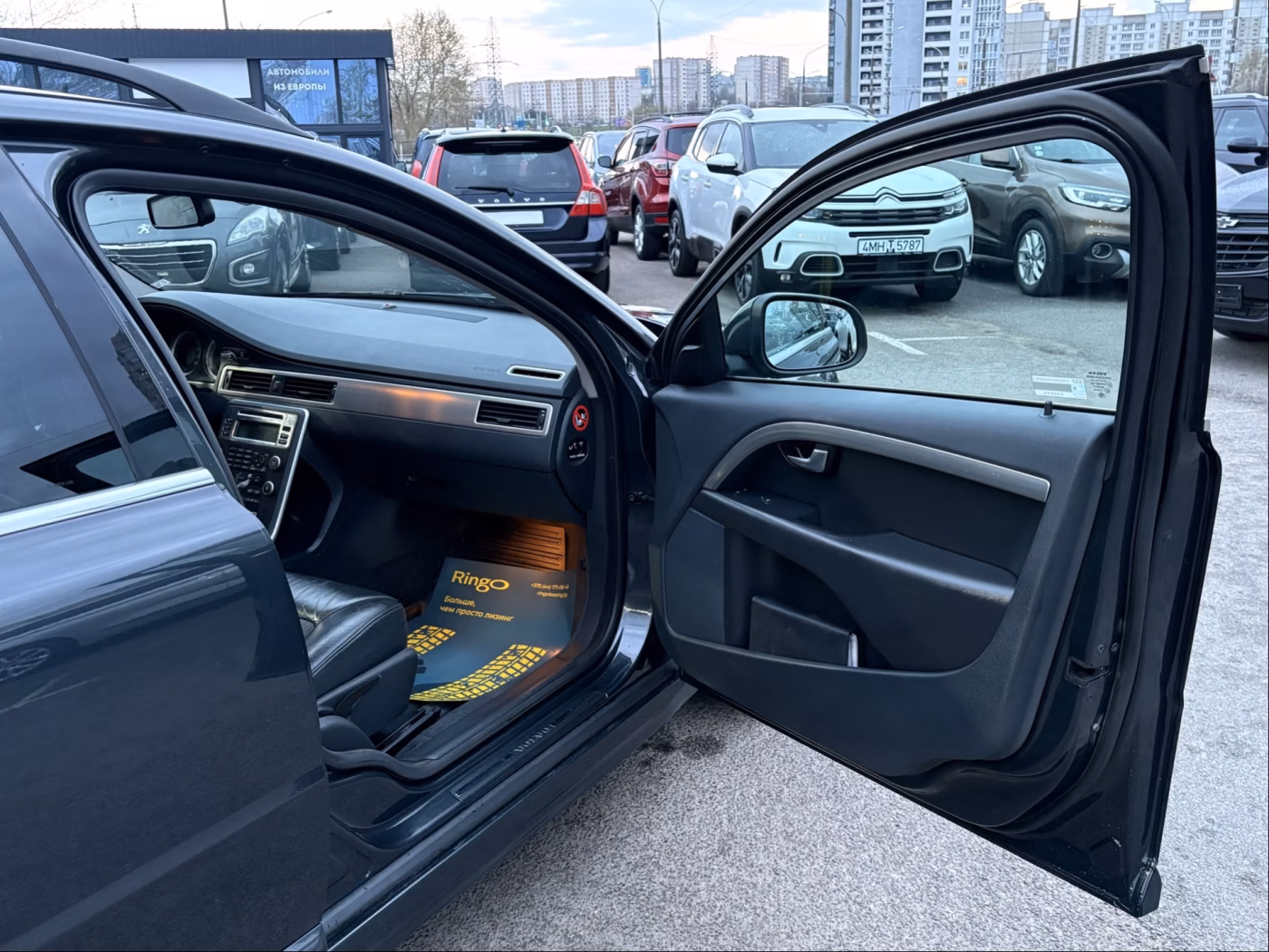 Volvo V70 фото 14