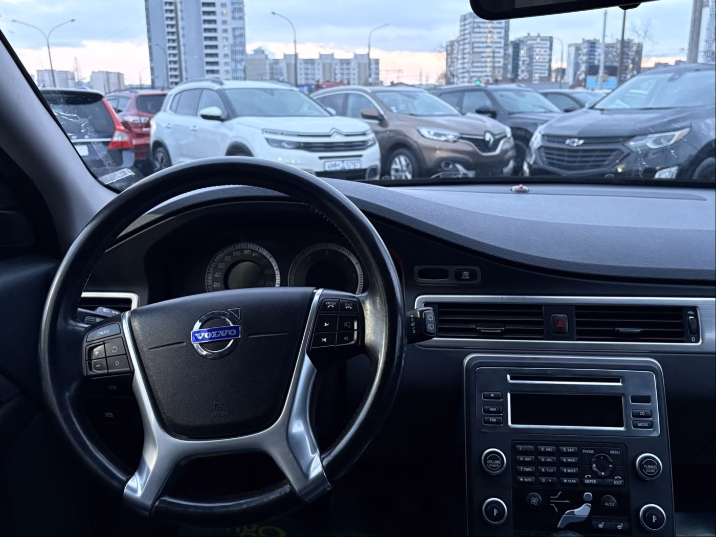Volvo V70 фото 17