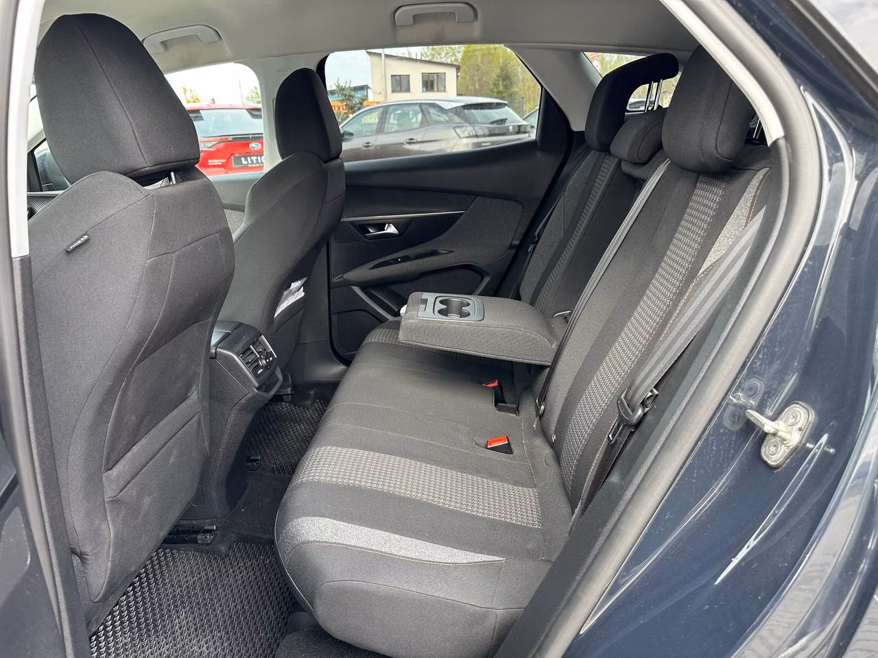 Peugeot 3008 фото 12