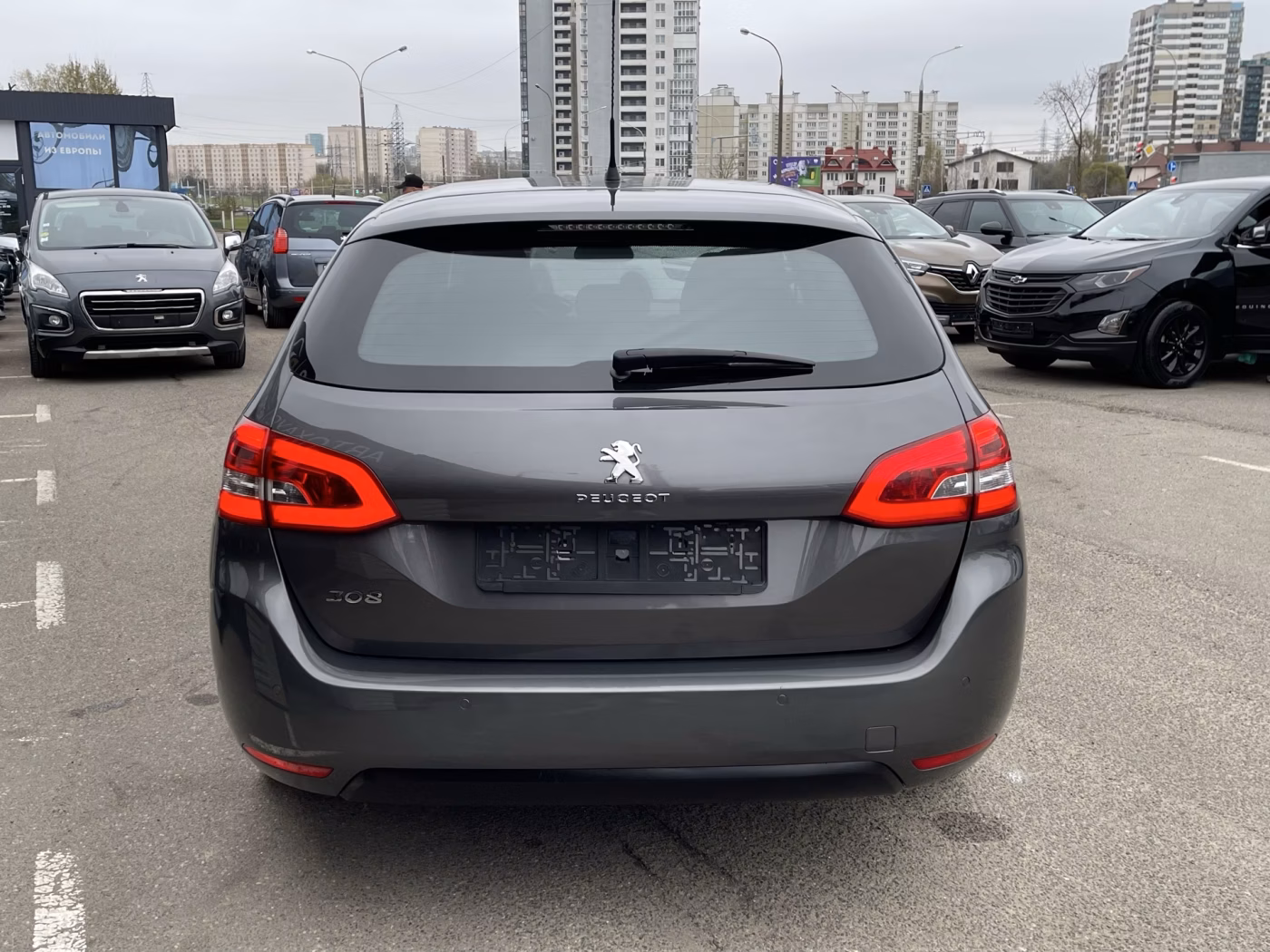 Peugeot 308 фото 5