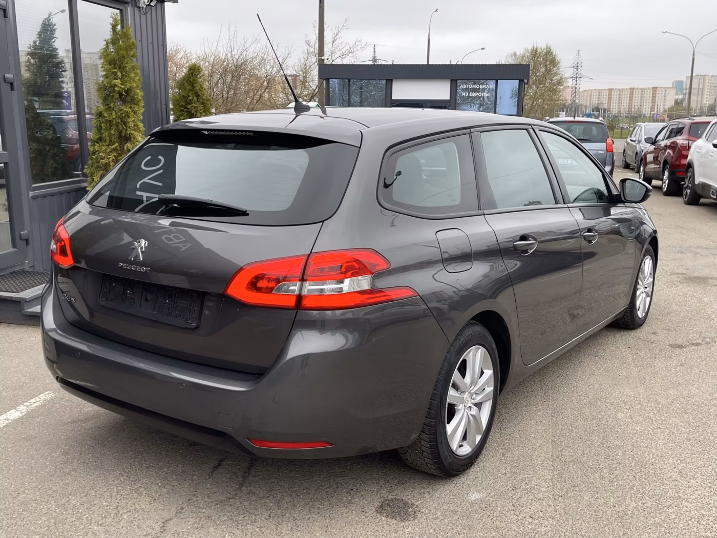 Peugeot 308 фото 6