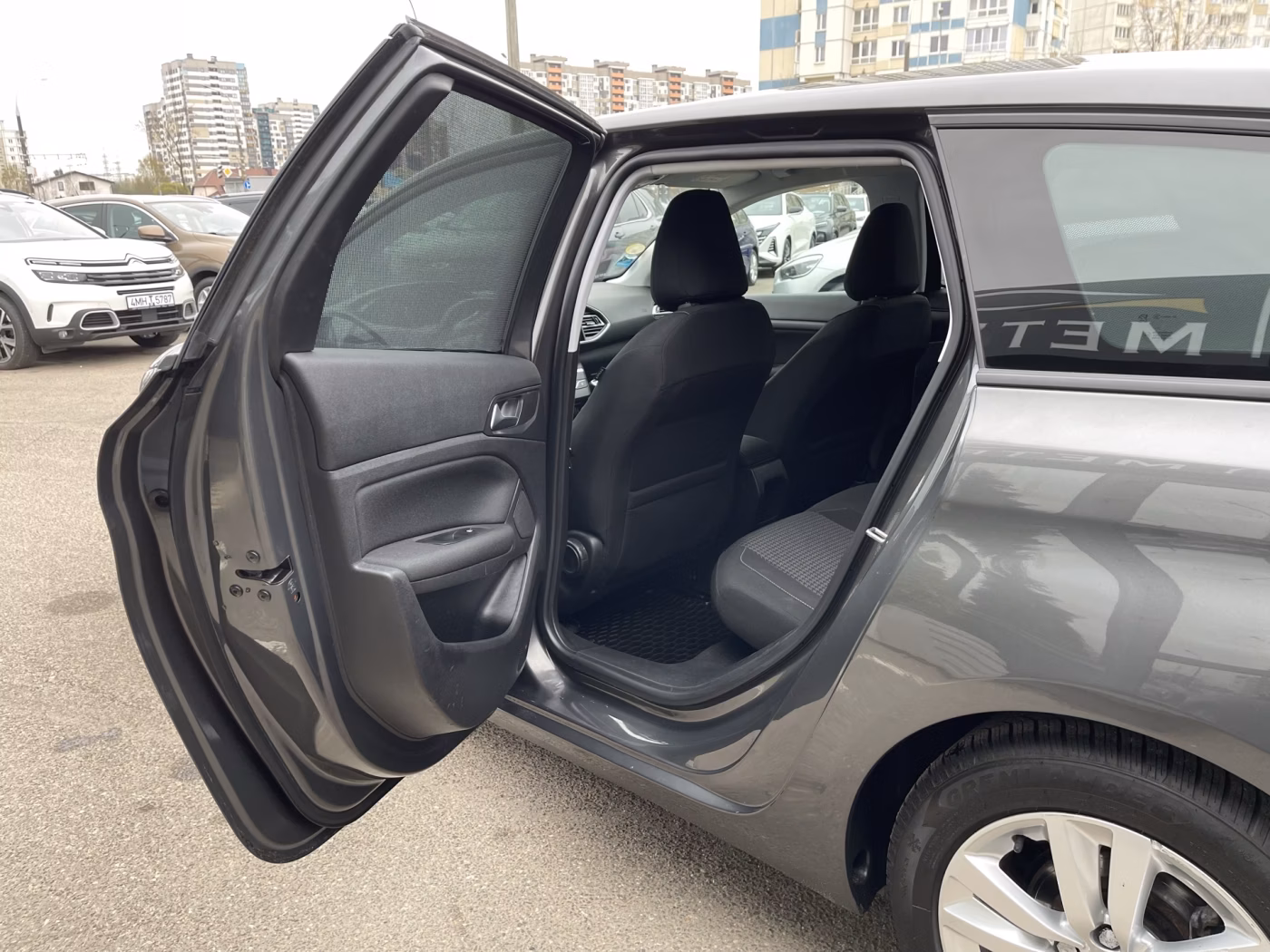 Peugeot 308 фото 13