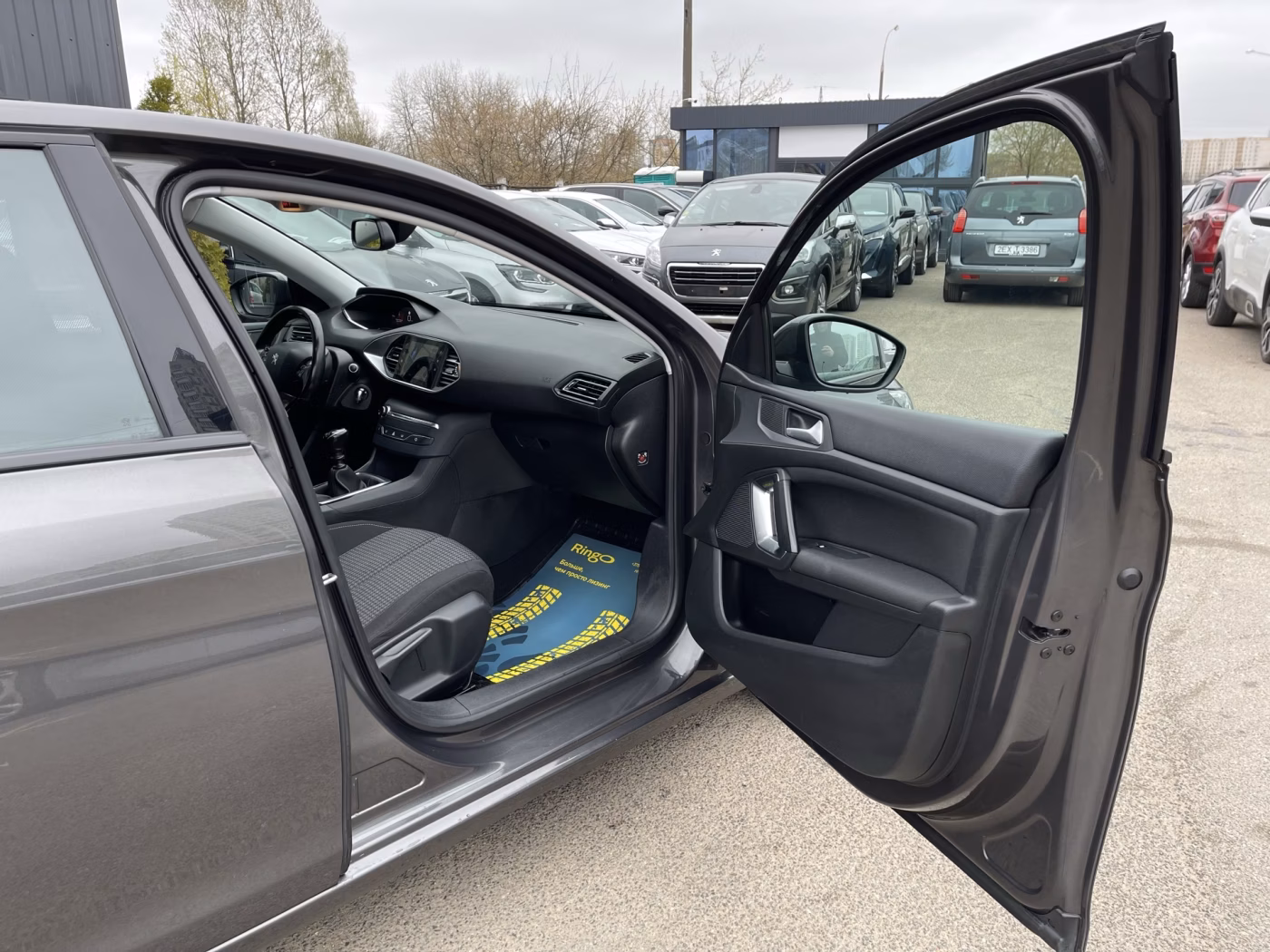 Peugeot 308 фото 17