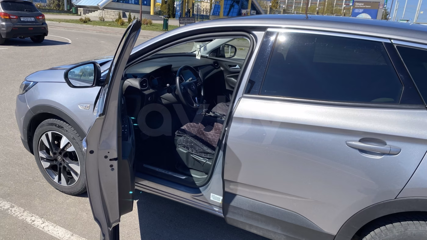 Opel Grandland X фото 8