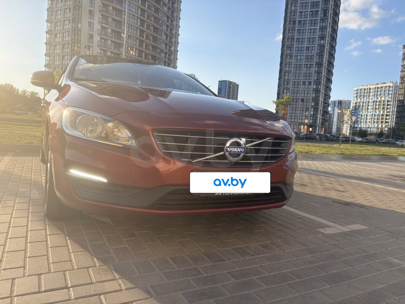 Volvo S60 фото 6