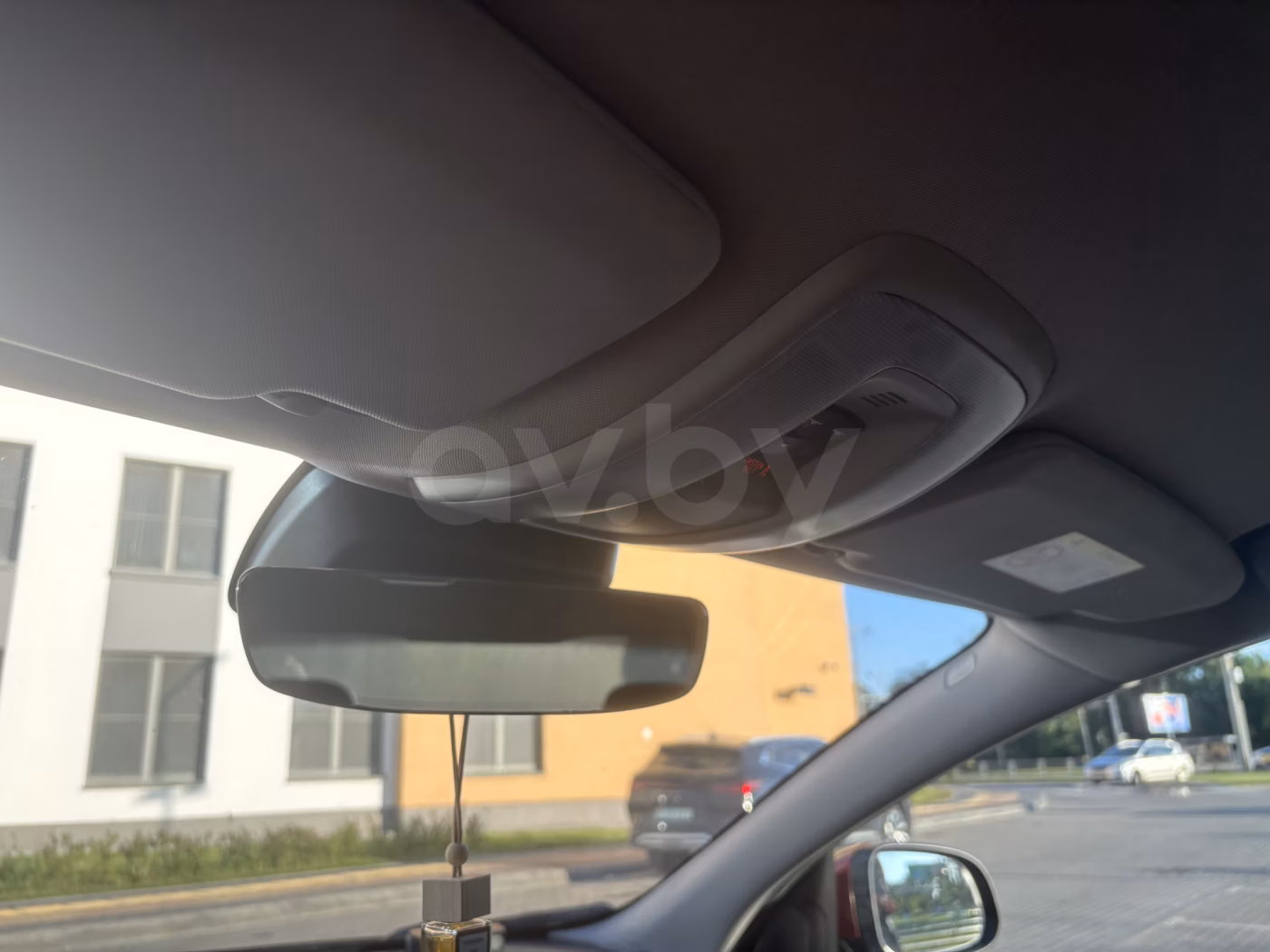 Volvo S60 фото 10