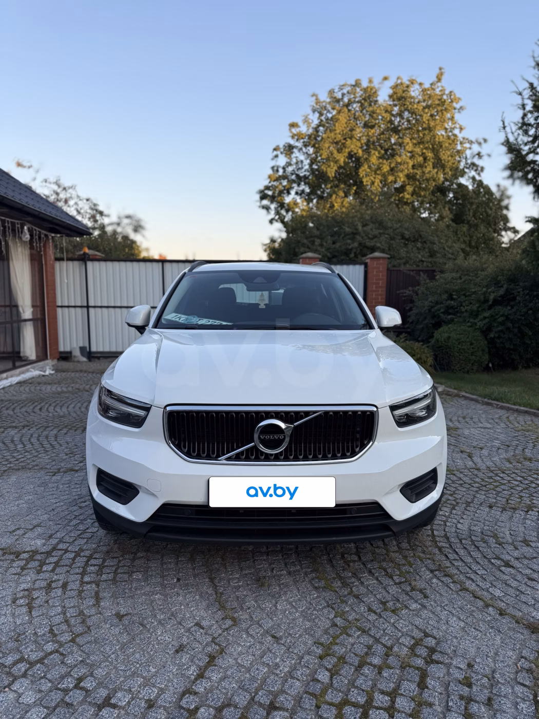 Volvo XC40 фото 2