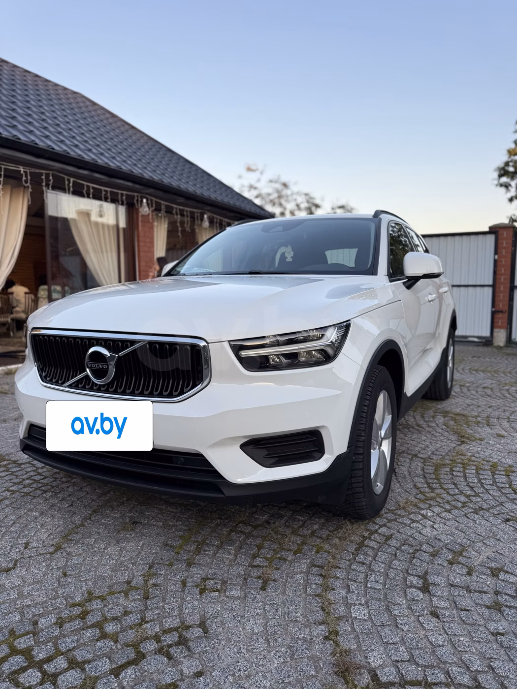 Volvo XC40 фото 20