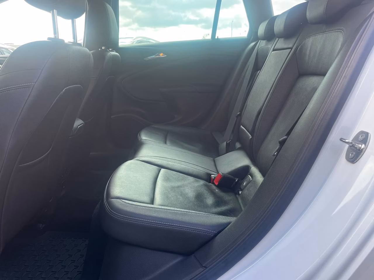Opel Astra фото 17