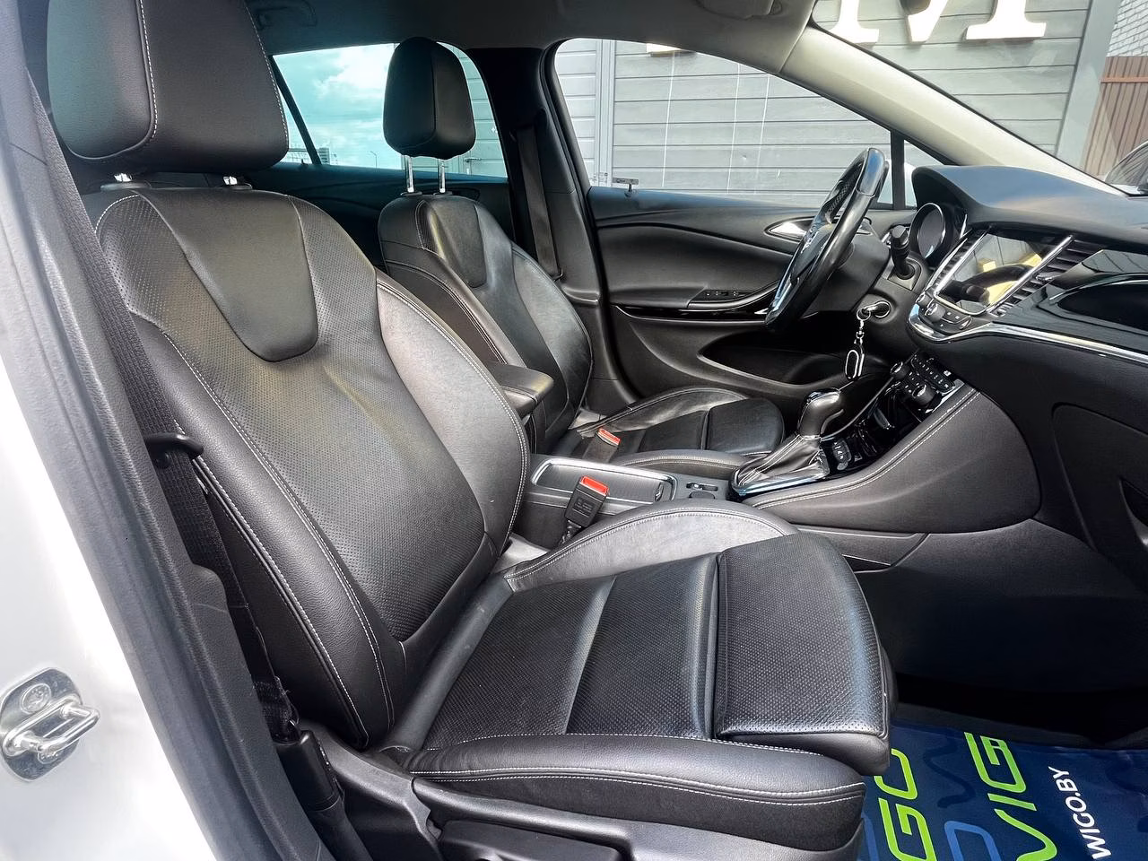 Opel Astra фото 18