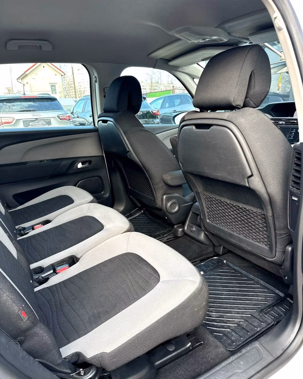 Citroen C4 Picasso фото 13