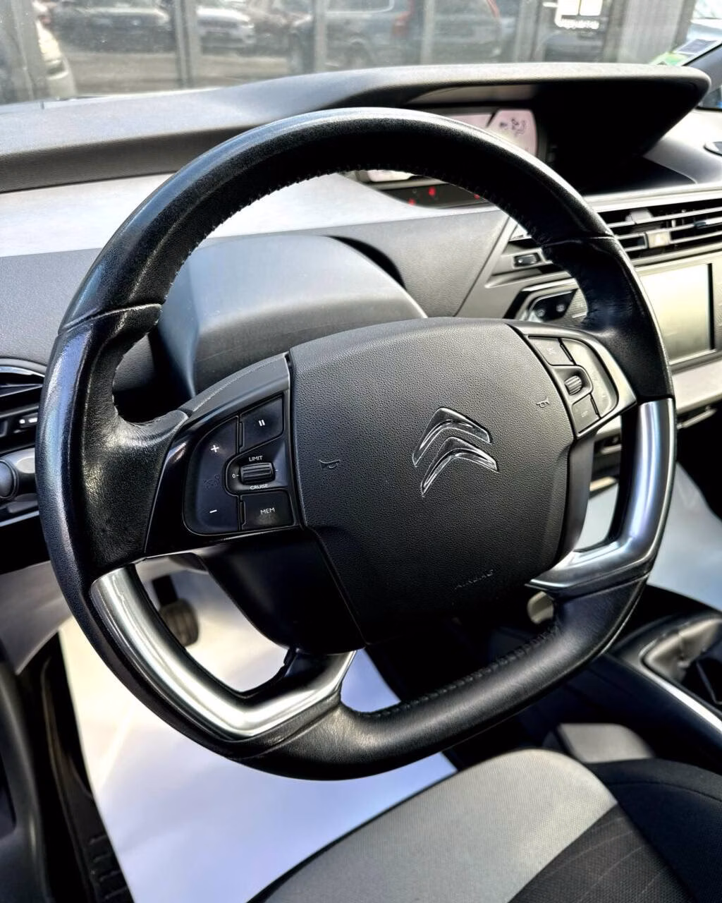 Citroen C4 Picasso фото 16